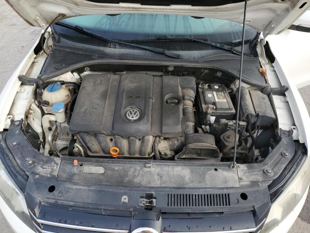 Photo 11 from auction – 2013 VOLKSWAGEN PASSAT S with VIN 1VWAP7A31DC018347