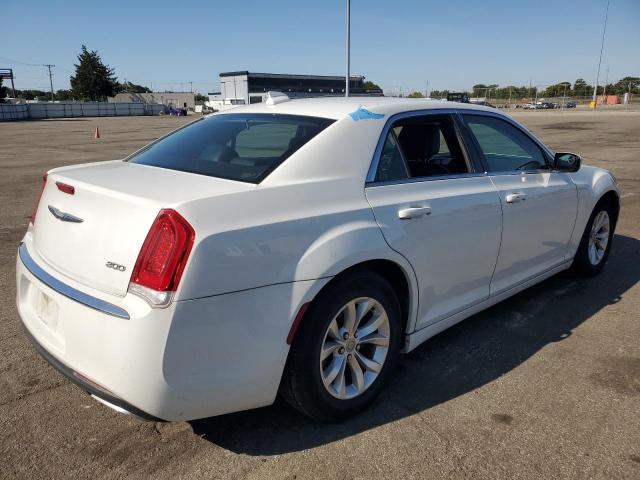 Photo 3 from auction – 2015 CHRYSLER 300 LIMITE with VIN 2C3CCAAG2FH769436
