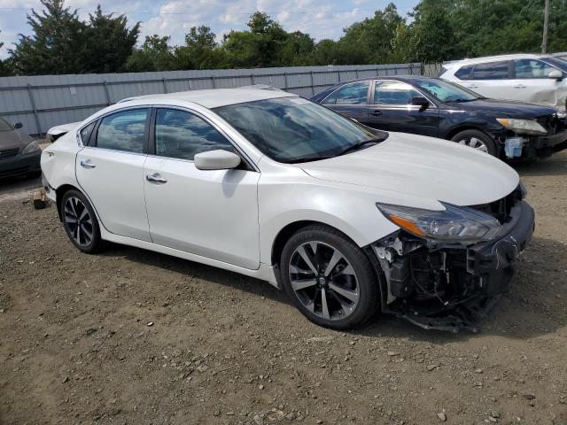 Photo 4 from auction – 2018 NISSAN ALTIMA 2.5 with VIN 1N4AL3AP4JC477173