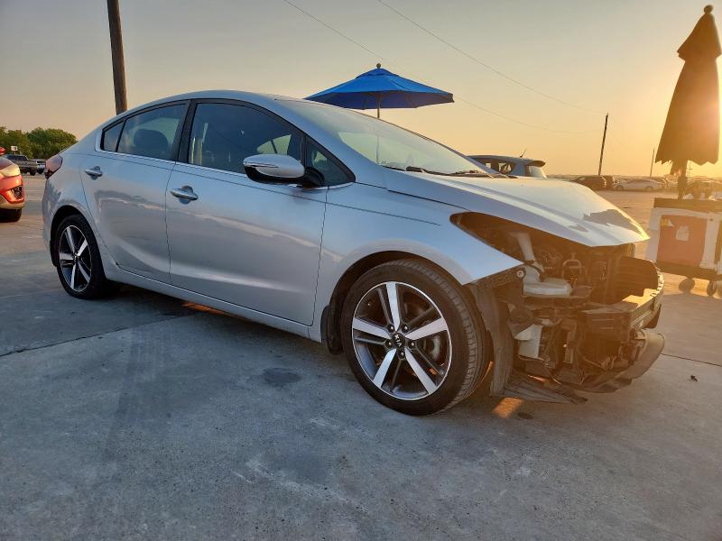 Photo 4 from auction – 2017 KIA FORTE EX with VIN 3KPFN4A82HE110560