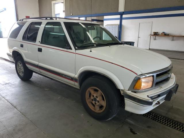 Photo 4 from auction – 1997 CHEVROLET BLAZER with VIN 1GNDT13W6VK205047