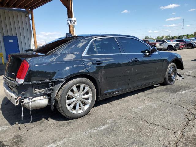 Photo 3 from auction – 2016 CHRYSLER 300 LIMITE with VIN 2C3CCARG9GH262099