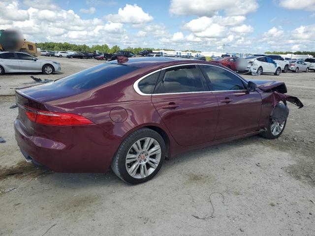 Фото 3 с аукциона – 2017 JAGUAR XF с VIN SAJBR4BVXHCY29118