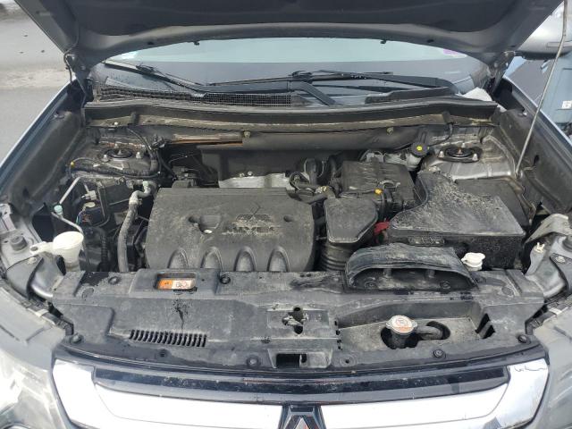 Photo 12 from auction – 2017 MITSUBISHI OUTLANDER SE with VIN JA4AZ3A35HZ050012