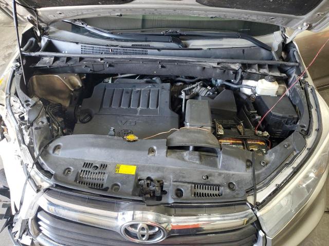 Photo 12 from auction – 2015 TOYOTA HIGHLANDER with VIN 5TDBKRFHXFS095998