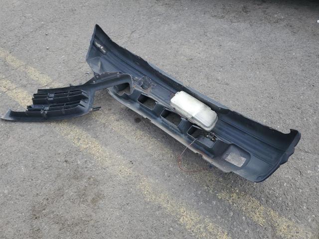 Photo 12 from auction – 2002 CHEVROLET TRACKER with VIN 2CNBJ13C526947171