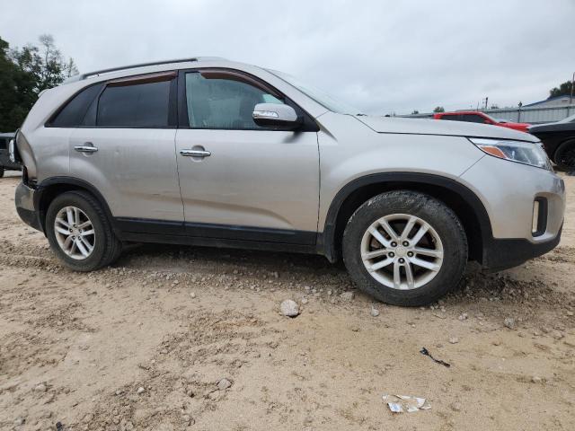 Photo 4 from auction – 2014 KIA SORENTO LX with VIN 5XYKT3A63EG438033