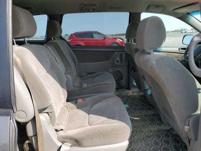 Photo 11 from auction – 2004 TOYOTA SIENNA CE with VIN 5TDZA23C74S013725