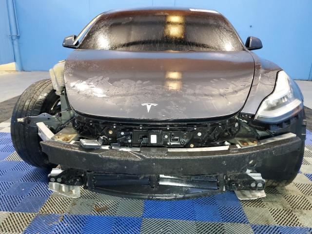 Photo 5 from auction – 2018 TESLA MODEL 3 with VIN 5YJ3E1EB0JF114131