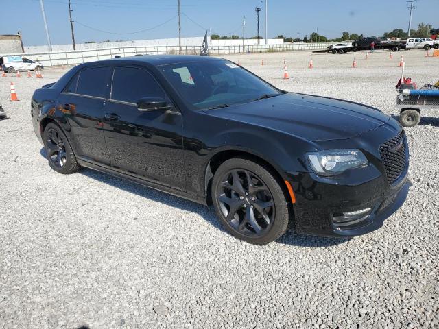Photo 4 from auction – 2023 CHRYSLER 300 S with VIN 2C3CCABT4PH577559