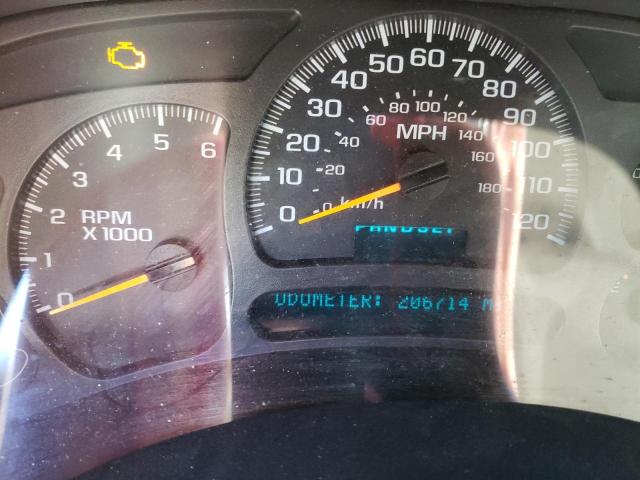 Photo 9 from auction – 2004 CHEVROLET SILVERADO with VIN 2GCEK19T141159073