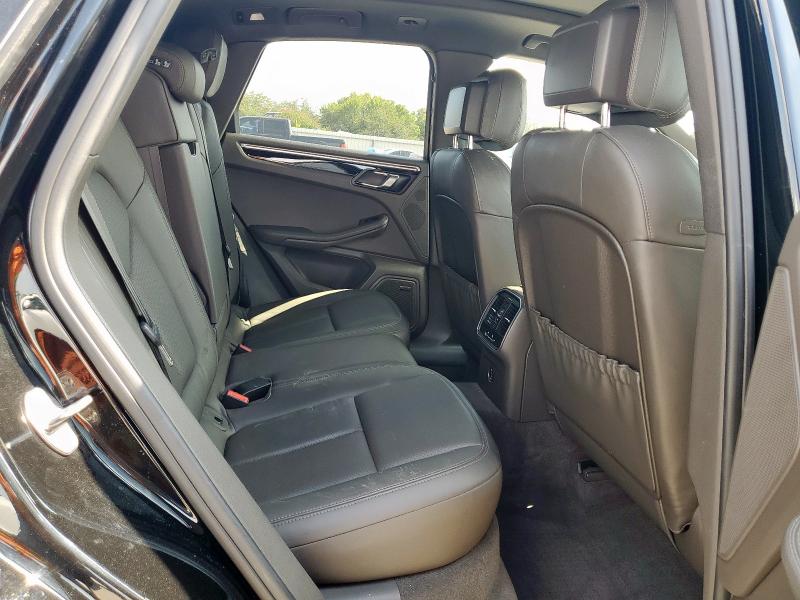 Photo 10 from auction – 2018 PORSCHE MACAN S with VIN WP1AB2A56JLB38354