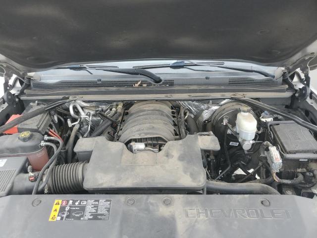 Photo 12 from auction – 2017 CHEVROLET SUBURBAN with VIN 1GNSKGKCXHR398657