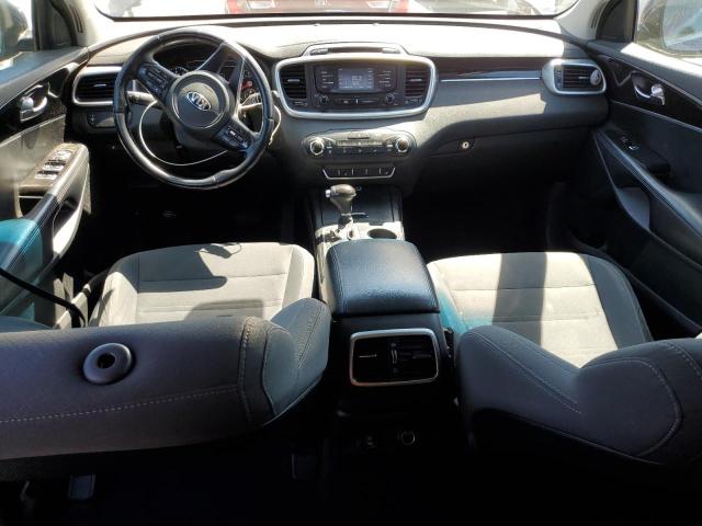 Photo 8 from auction – 2016 KIA SORENTO LX with VIN 5XYPG4A35GG158381