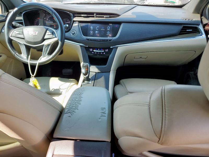 Photo 8 from auction – 2017 CADILLAC XT5 with VIN 1GYKNARSXHZ305513