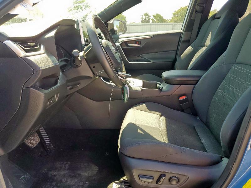 Photo 7 from auction – 2023 TOYOTA RAV4 SE with VIN JTM16RFV2PD093245
