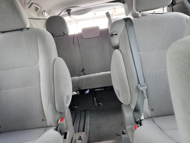 Photo 10 from auction – 2017 TOYOTA SIENNA LE with VIN 5TDKZ3DC3HS766494