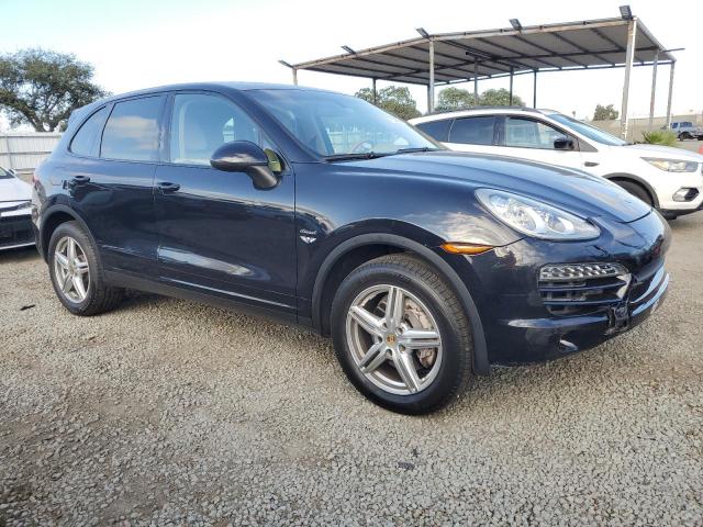 Photo 4 from auction – 2014 PORSCHE CAYENNE with VIN WP1AF2A21ELA49436
