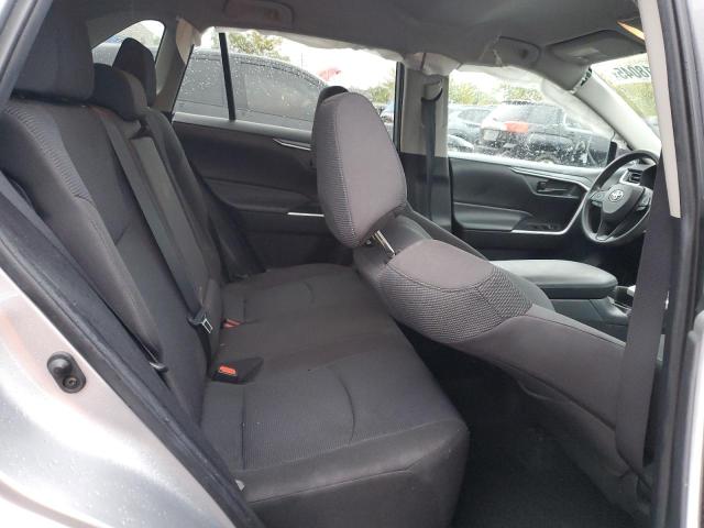 Photo 11 from auction – 2021 TOYOTA RAV4 LE with VIN 2T3H1RFV3MC125696