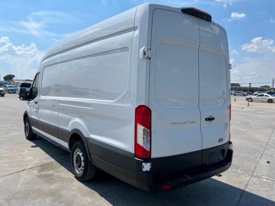Photo 2 from auction – 2022 FORD TRANSIT T- with VIN 1FTBR3X85NKA73761