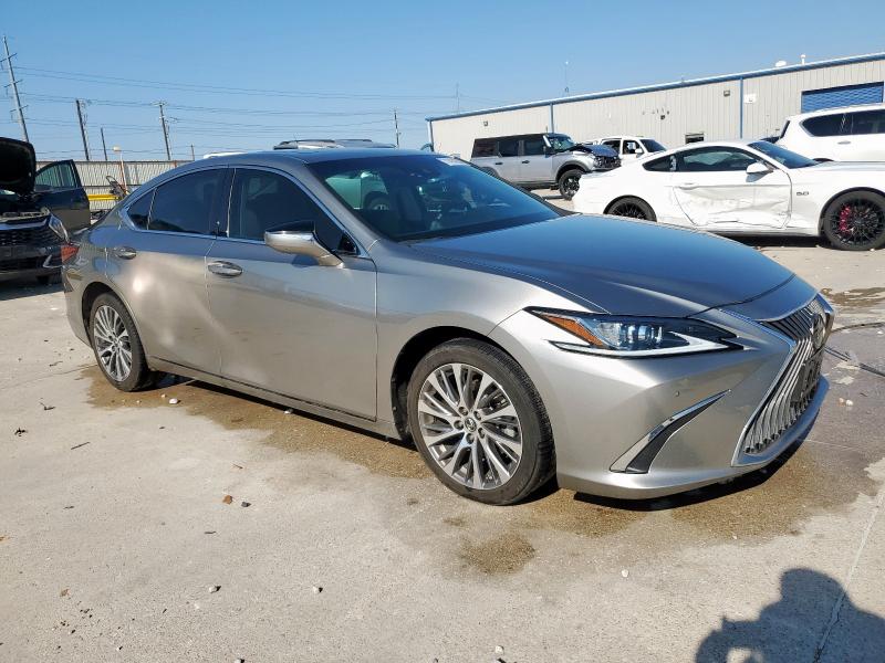 Photo 4 from auction – 2019 LEXUS ES 350 with VIN 58ABZ1B18KU011502