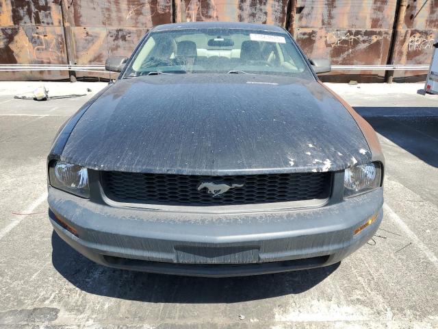 Photo 5 from auction – 2005 FORD MUSTANG with VIN 1ZVFT80N855185028