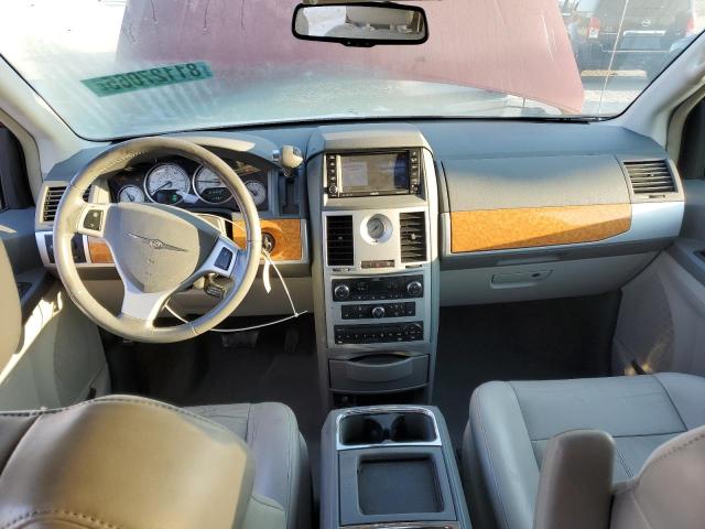 Photo 8 from auction – 2010 CHRYSLER TOWN & COU with VIN 2A4RR7DX5AR322146