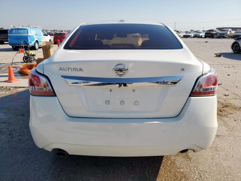 Photo 6 from auction – 2015 NISSAN ALTIMA 2.5 with VIN 1N4AL3AP2FN330829