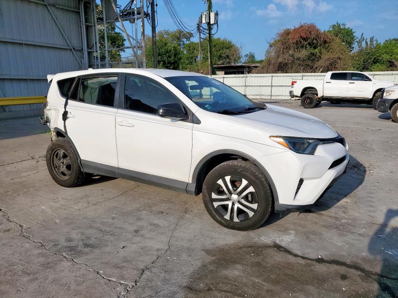 Photo 4 from auction – 2018 TOYOTA RAV4 LE with VIN 2T3ZFREV0JW464840
