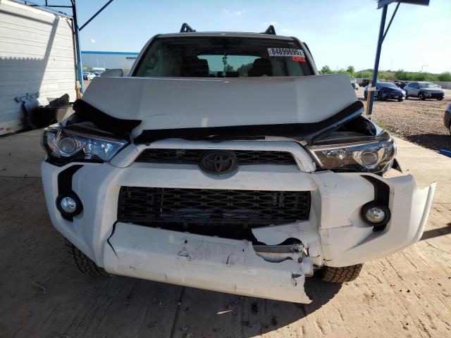 Photo 5 from auction – 2017 TOYOTA 4RUNNER SR with VIN JTEBU5JR3H5466443