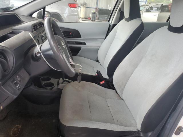 Photo 7 from auction – 2012 TOYOTA PRIUS C with VIN JTDKDTB30C1526715