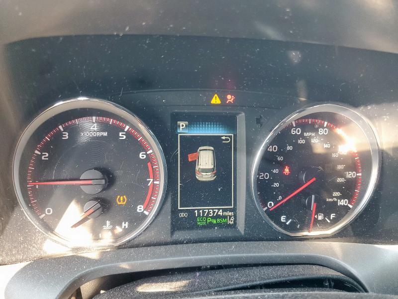 Photo 9 from auction – 2017 TOYOTA RAV4 SE with VIN 2T3NFREV7HW400321