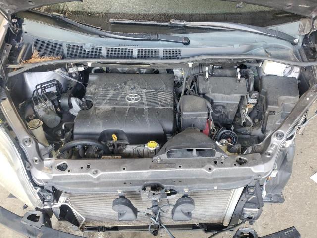 Photo 12 from auction – 2011 TOYOTA SIENNA XLE with VIN 5TDYK3DC8BS028051