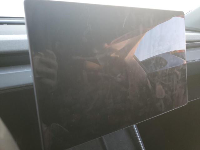 Photo 9 from auction – 2026 TESLA MODEL Y with VIN 7SAYGDEE9TF435960