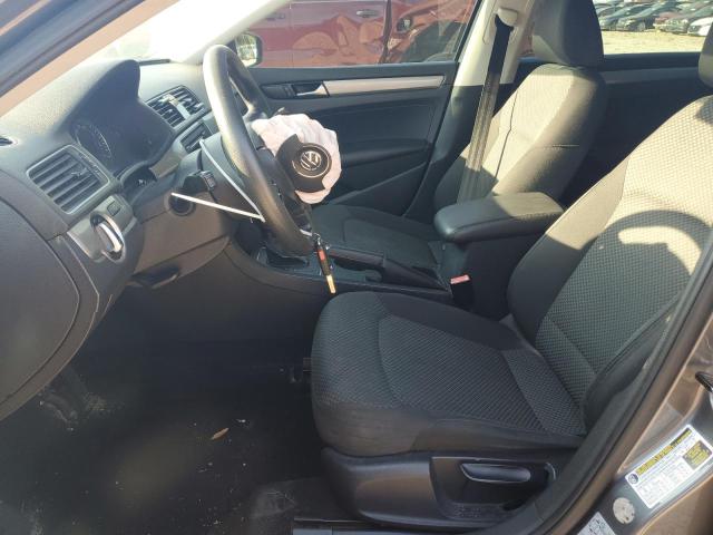 Photo 7 from auction – 2013 VOLKSWAGEN PASSAT S with VIN 1VWAP7A3XDC059656