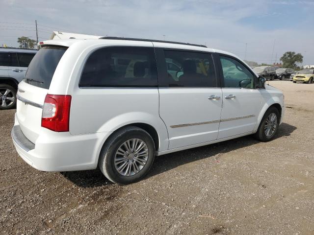Photo 3 from auction – 2016 CHRYSLER TOWN & COU with VIN 2C4RC1CG5GR149503