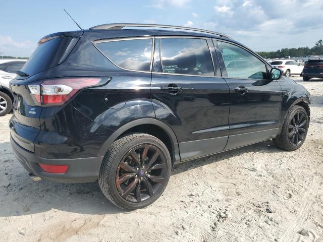 Photo 3 from auction – 2017 FORD ESCAPE SE with VIN 1FMCU0GD7HUE63392