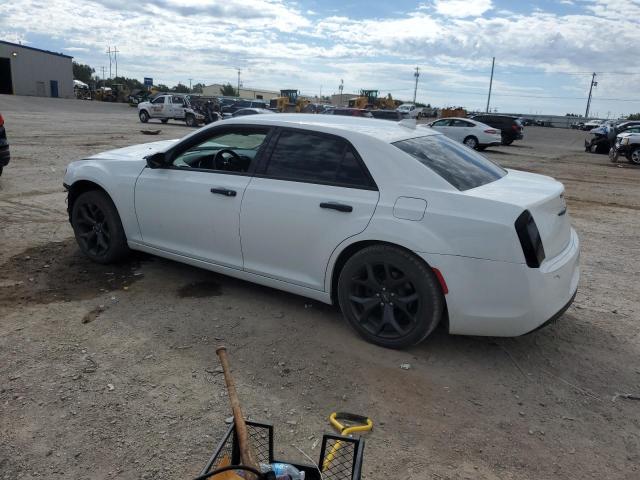 Photo 2 from auction – 2020 CHRYSLER 300 TOURING with VIN 2C3CCAAG7LH212629
