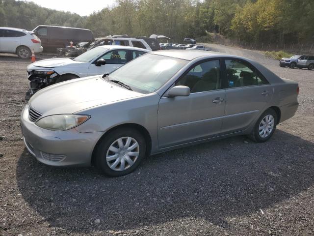 TOYOTA CAMRY 2005 with VIN 4T1BE32K75U961605 - Photo from auction