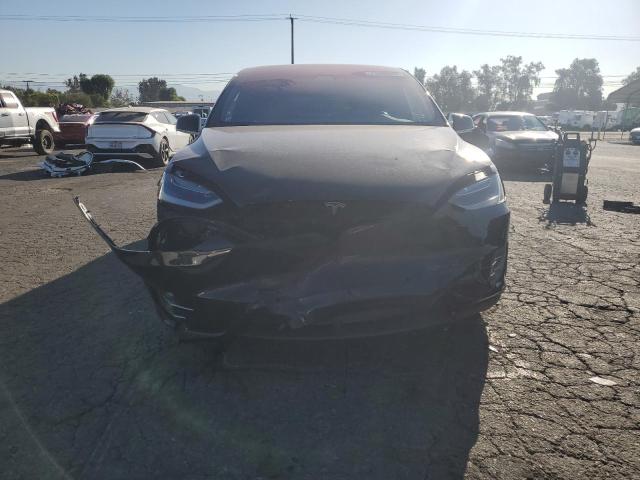 Photo 5 from auction – 2017 TESLA MODEL X with VIN 5YJXCBE21HF067067