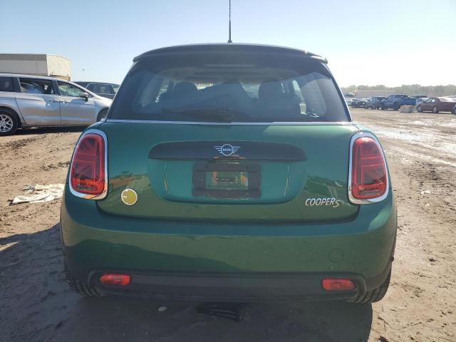 Photo 6 from auction – 2024 MINI COOPER SE with VIN WMW13DJ0XR2V36065