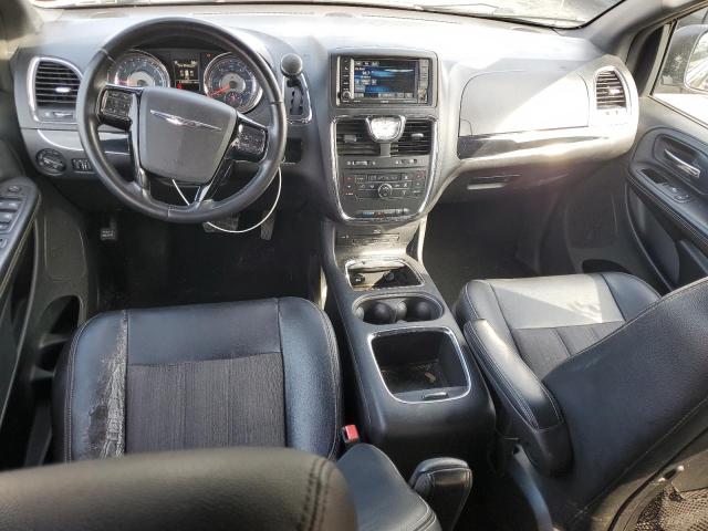 Photo 8 from auction – 2014 CHRYSLER TOWN & COU with VIN 2C4RC1HG8ER201356