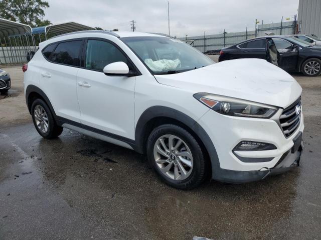 Photo 4 from auction – 2018 HYUNDAI TUCSON SEL with VIN KM8J3CA40JU698016