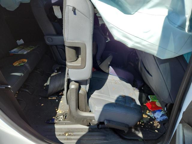 Photo 11 from auction – 2019 BUICK ENCLAVE ES with VIN 5GAEVAKW7KJ239381