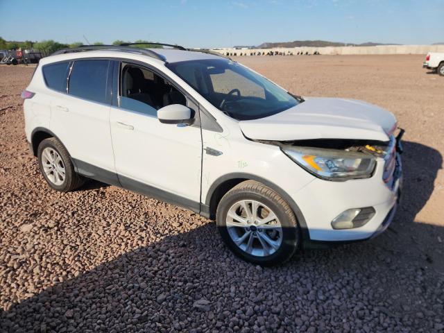Photo 4 from auction – 2017 FORD ESCAPE SE with VIN 1FMCU0GD1HUB21789