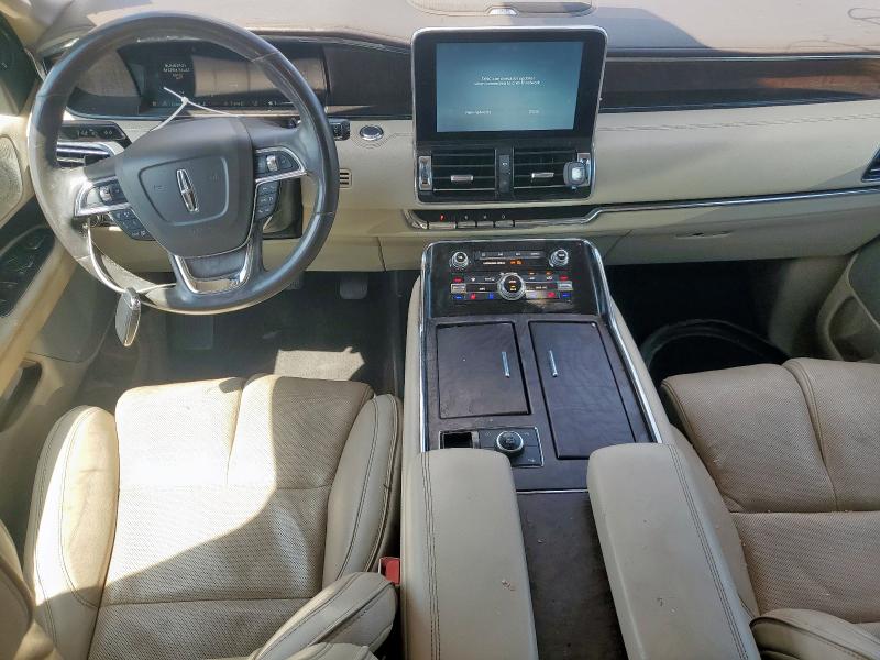 Photo 8 from auction – 2018 LINCOLN NAVIGATOR RESERVE with VIN 5LMJJ2LT4JEL08644