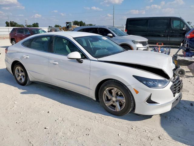Photo 4 from auction – 2022 HYUNDAI SONATA SE with VIN 5NPEG4JA9NH145239