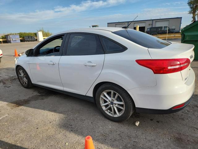 Photo 2 from auction – 2015 FORD FOCUS SE with VIN 1FADP3F29FL317490