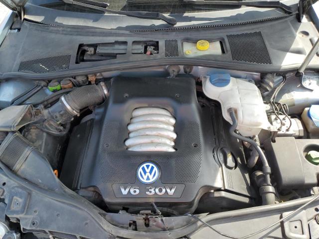 Photo 11 from auction – 2003 VOLKSWAGEN PASSAT GLX with VIN WVWTH63B83P207639