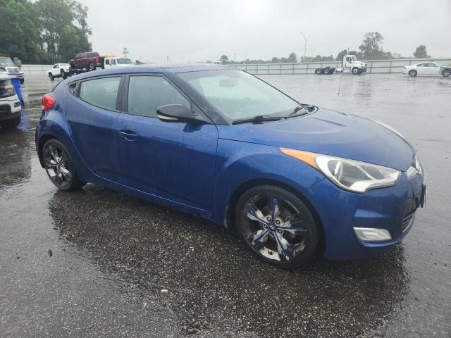 Photo 4 from auction – 2016 HYUNDAI VELOSTER with VIN KMHTC6AD3GU302065